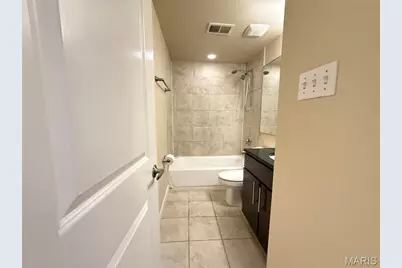 5621 Pershing Avenue #13, Saint Louis, MO 63112 - Photo 21