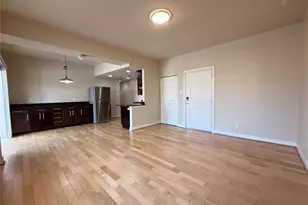 5621 Pershing Ave, Saint Louis, MO 63112 - Photo 5