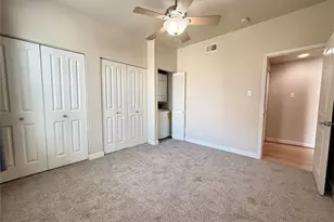 5621 Pershing Ave, Saint Louis, MO 63112 - Photo 25