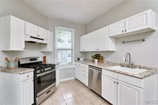 225 Houston St, Saint Charles, MO 63301 - Photo 15