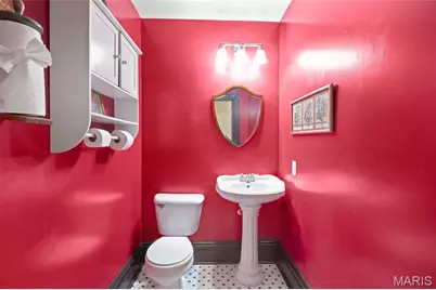 6120 Victoria Avenue, Saint Louis, MO 63139 - Photo 25
