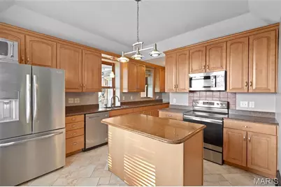 6120 Victoria Avenue, Saint Louis, MO 63139 - Photo 15