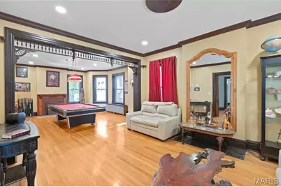 6120 Victoria Avenue, Saint Louis, MO 63139 - Photo 9
