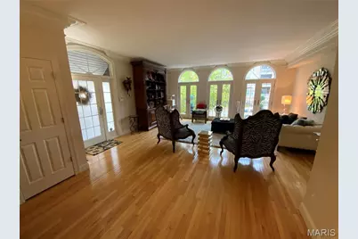 541 North and South Road, University City, MO 63130 - Photo 3