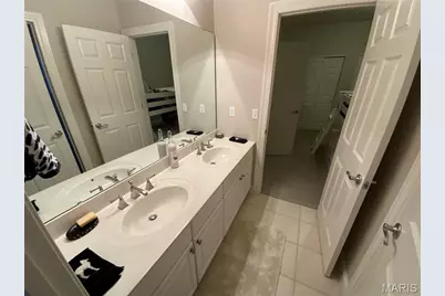 541 North and South Road, University City, MO 63130 - Photo 15