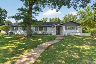 8 Haven View Dr, Creve Coeur, MO 63141 - Photo 1