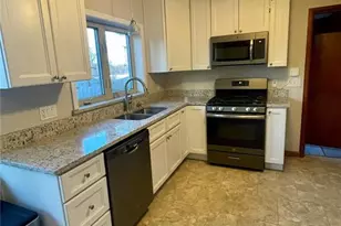 8501 Grantshire Ln, Saint Louis, MO 63123 - Photo 5