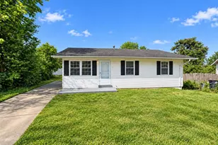 6005 Shillington Ln, Saint Louis, MO 63134 - Photo 1