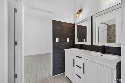 701 Reed Avenue, Saint Louis, MO 63125 - Photo 27