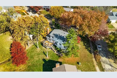 1730 Woodmore Oaks Drive, Ballwin, MO 63021 - Photo 9