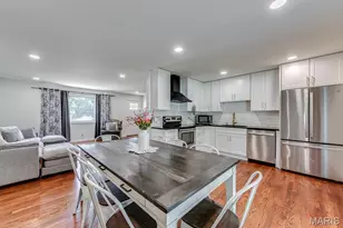 251 Peffer Ln, Fenton, MO 63026 - Photo 9