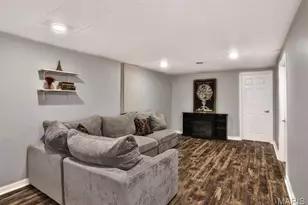 1443 Marsh Ave, Ballwin, MO 63011 - Photo 21