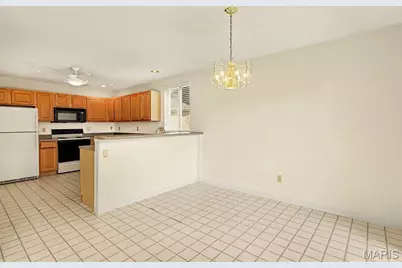 3815 Southern Manor Drive, Saint Louis, MO 63125 - Photo 9
