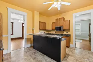 811 Tom Ginnever Ave, O'Fallon, MO 63366 - Photo 13