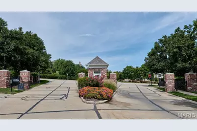 675 Stonebrook Court, Chesterfield, MO 63005 - Photo 47