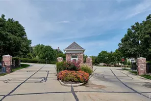 675 Stonebrook Ct, Chesterfield, MO 63005 - Photo 47