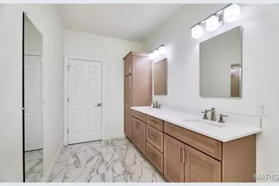 675 Stonebrook Court, Chesterfield, MO 63005 - Photo 25