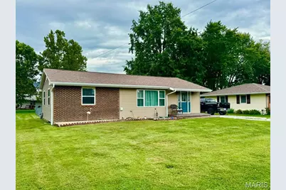 816 Lawn Street, Monroe City, MO 63456 - Photo 1