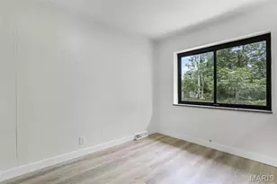 8230 Villaton Dr, Saint Louis, MO 63123 - Photo 13