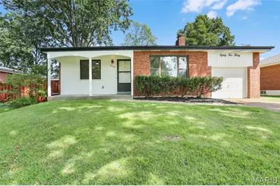 8230 Villaton Drive, Saint Louis, MO 63123 - Photo 1