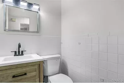 8230 Villaton Drive, Saint Louis, MO 63123 - Photo 17