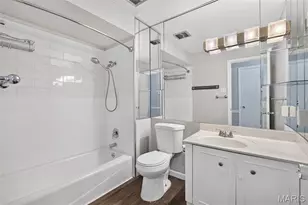 10315 Forest Brook Ln, Saint Louis, MO 63146 - Photo 9