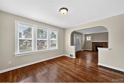 9515 Marlowe Avenue, Saint Louis, MO 63114 - Photo 7
