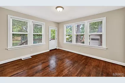 9515 Marlowe Avenue, Saint Louis, MO 63114 - Photo 15