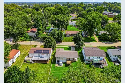 2251 Murray Forest Drive, Maryland Heights, MO 63043 - Photo 61