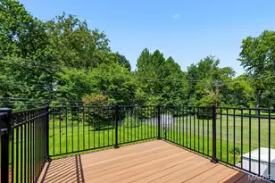 2251 Murray Forest Dr, Maryland Heights, MO 63043 - Photo 37