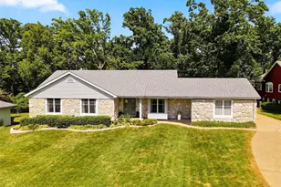 2126 Park Forest Dr, Chesterfield, MO 63017 - Photo 1