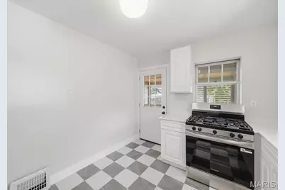 8523 Philo Avenue, Affton, MO 63123 - Photo 27