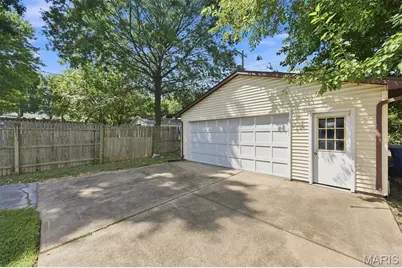 8523 Philo Avenue, Affton, MO 63123 - Photo 9
