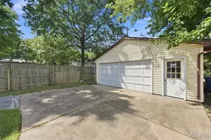 8523 Philo Ave, Affton, MO 63123 - Photo 9