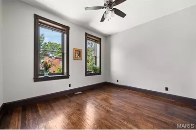 3010 Indiana Avenue, Saint Louis, MO 63118 - Photo 21