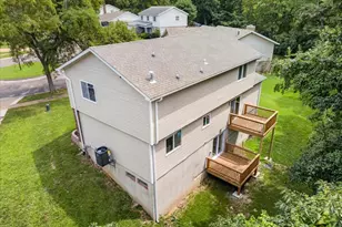 6989 Candlewick Way, Florissant, MO 63033 - Photo 43