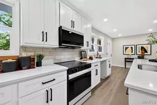 12313 Tempo Dr, Saint Louis, MO 63146 - Photo 9