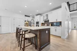 119 Sommerset Ct, Lake Saint Louis, MO 63367 - Photo 11