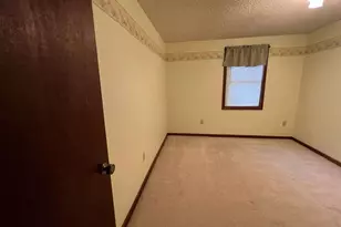 16 Monte Rosa Dr, De Soto, MO 63020 - Photo 9