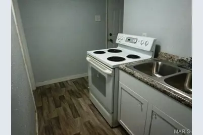 4137 E Lee Avenue, Saint Louis, MO 63115 - Photo 5