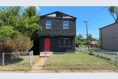4137 E Lee Avenue, Saint Louis, MO 63115 - Photo 1