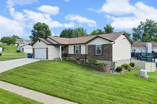 5182 Bristol Rock Rd, Florissant, MO 63033 - Photo 9