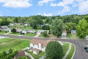 5182 Bristol Rock Rd, Florissant, MO 63033 - Photo 11