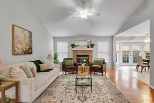 12115 Leebur Dr, Saint Louis, MO 63128 - Photo 17