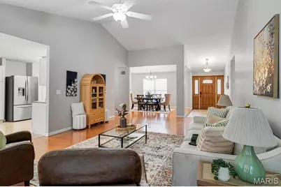 12115 Leebur Drive, Saint Louis, MO 63128 - Photo 13