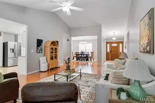 12115 Leebur Dr, Saint Louis, MO 63128 - Photo 13