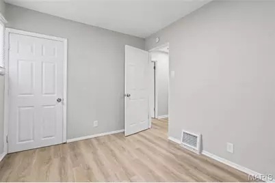 146 Grampian Road, Saint Louis, MO 63137 - Photo 15