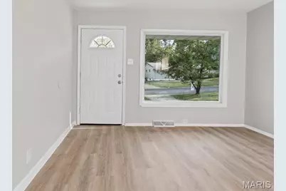146 Grampian Road, Saint Louis, MO 63137 - Photo 7