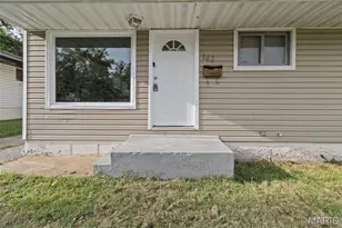 146 Grampian Rd, Saint Louis, MO 63137 - Photo 3