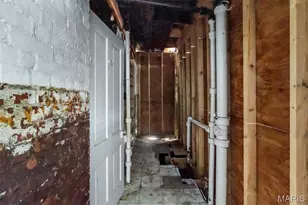 8409 Pennsylvania Ave, Saint Louis, MO 63111 - Photo 7
